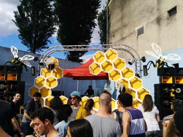 Illustration pour En direct de&#8230; L&rsquo;Open Air Au Garden Paris
