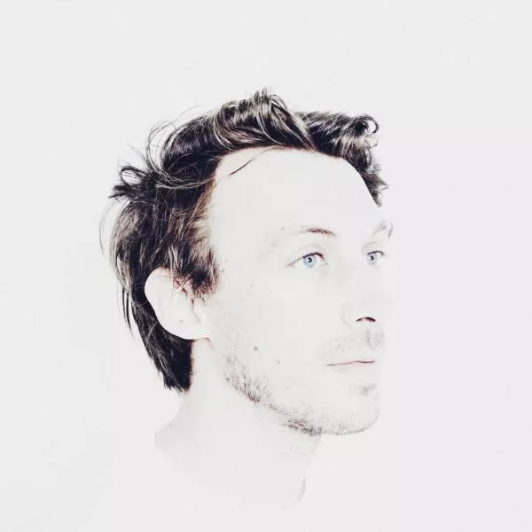 Illustration pour Yuksek&nbsp;: « J&rsquo;ai un caractère addictif, tant pour les clopes que pour la musique »