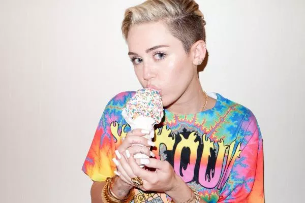 Illustration pour Yep, on se remet à écouter du Miley Cyrus