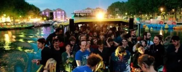 Illustration pour Le Petit Bain part en croisière