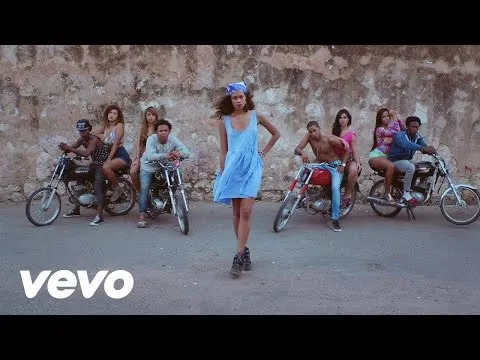 Illustration pour Clip&nbsp;: AlunaGeorge &#8211; « I&rsquo;m in Control »