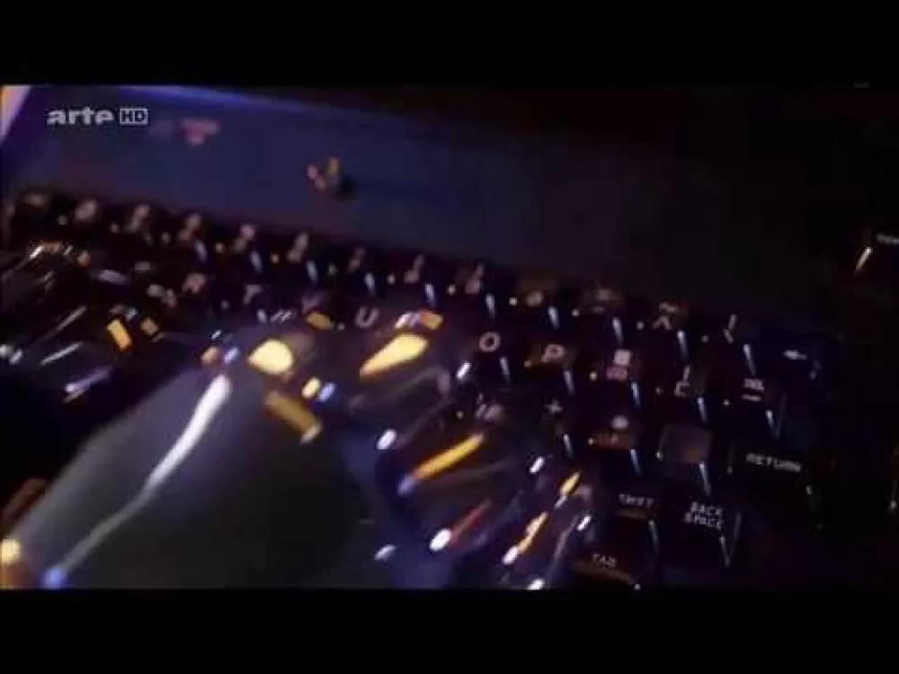 Illustration pour Daft Punk rend hommage à Nile Rodgers depuis l&rsquo;espace