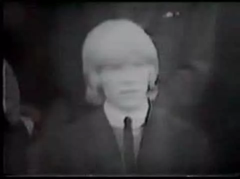 Illustration pour Vidéo&nbsp;: la première apparition de David Bowie à la télévision