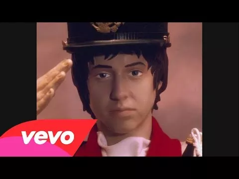 Illustration pour Clip&nbsp;: Daft Punk &#8211; « Instant Crush (feat. Julian Casablancas) »