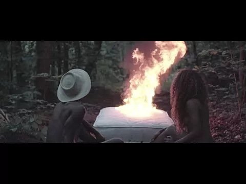 Illustration pour Clip&nbsp;: Raury &#8211; « Cigarette Song »