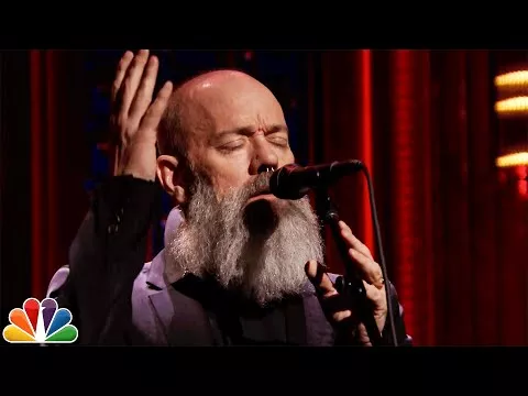 Illustration pour Michael Stipe, le chanteur de REM, a repris « The Man Who Sold The World » de Bowie