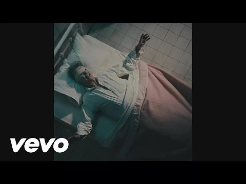 Illustration pour David Bowie dévoile un nouveau clip&nbsp;: « Lazarus »