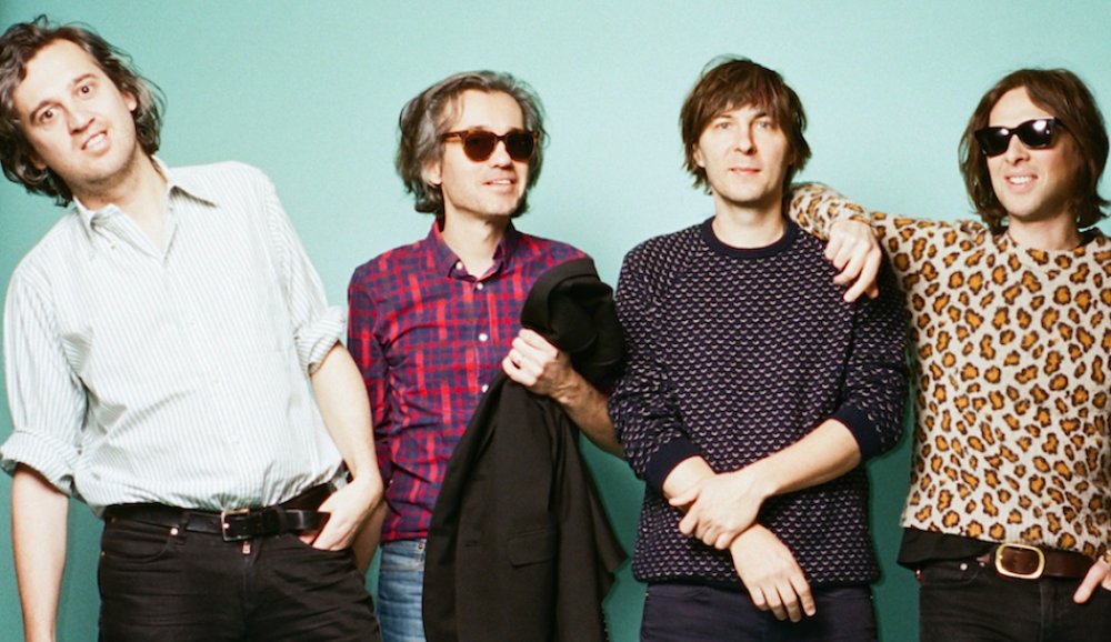 Illustration pour A voir&nbsp;: Phoenix joue son nouveau morceau « J-Boy » sur le plateau de Jimmy Fallon