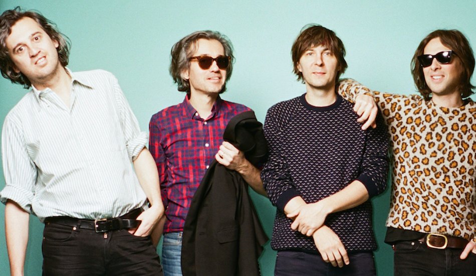 Illustration pour A voir&nbsp;: Phoenix joue son nouveau morceau « J-Boy » sur le plateau de Jimmy Fallon