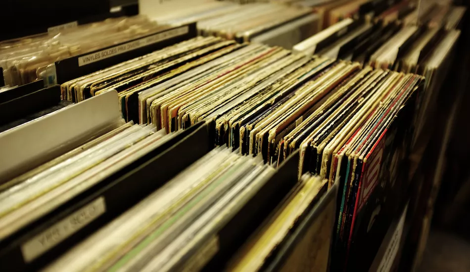 Illustration pour Paris Loves Vinyl&nbsp;: 100 000 disques disponibles dans une immense vente