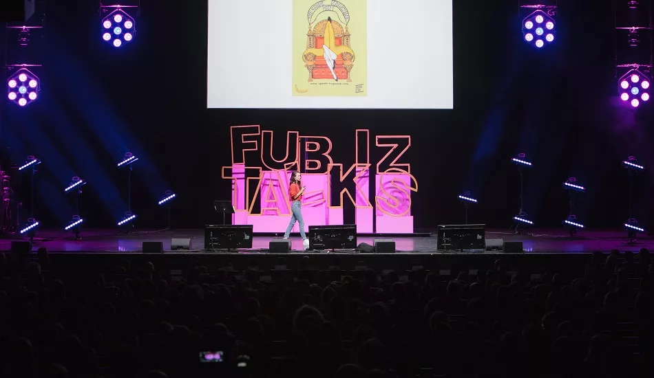 Illustration pour fubiz-charlotte-le-bon