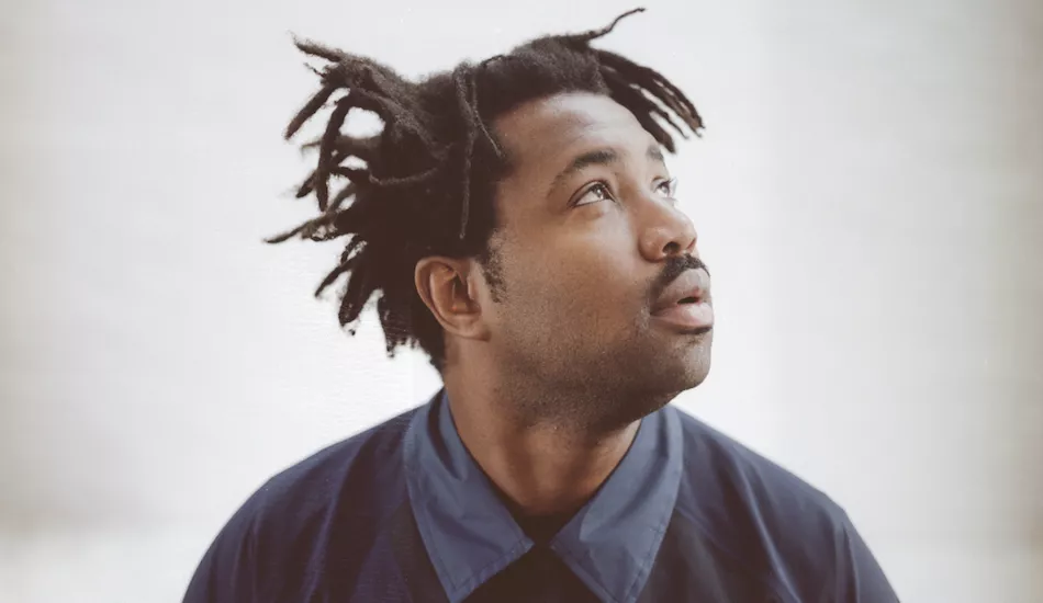 Illustration pour Le remix ensorcelant de « Minata Waraba » d&rsquo;Oumou Sangaré par Sampha