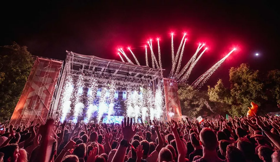 Illustration pour Fever Ray, Carl Craig, Grace Jones&#8230;dans une forteresse serbe pour l&rsquo;Exit Festival