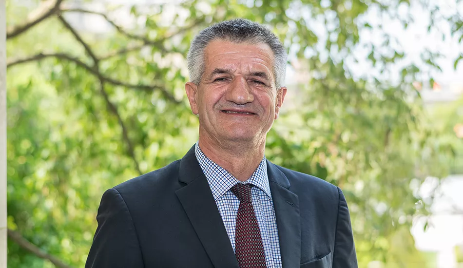 Illustration pour Les meilleurs punchlines de Jean Lassalle réunies dans un remix