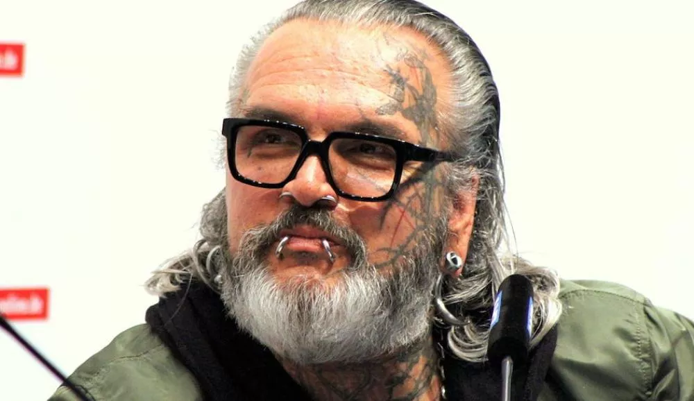 Illustration pour Le videur du Berghain poursuit en justice les créateurs du jeu de société « Bergnein »&#8230; et gagne