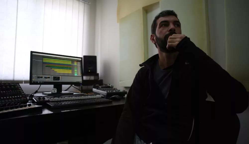 Illustration pour Tsugi Daily&nbsp;: Michailo, ou comment produire un EP de techno depuis une prison géorgienne