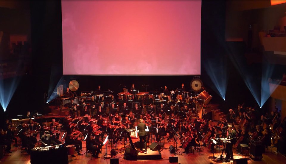 Illustration pour Exclu&nbsp;: « Evening Tears » le premier clip du chef d&rsquo;orchestre Laurent Couson réalisé par Claude Lelouch