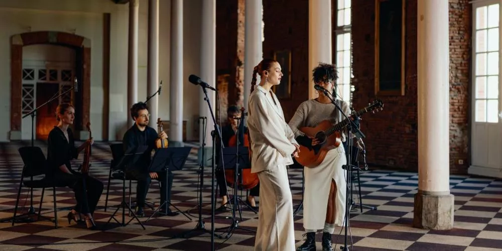 Blue Jaay X Dina @ Hôtel-Dieu © Nicolas Cabrera