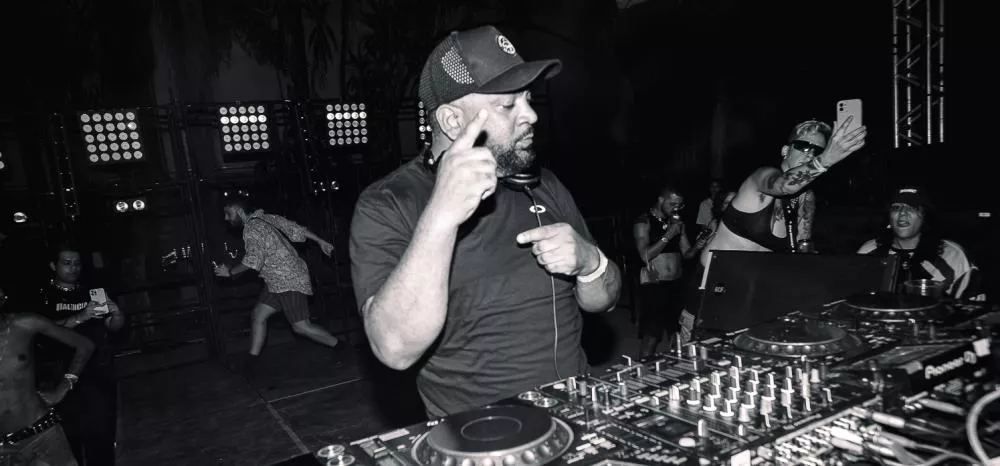 DJ Babatr
