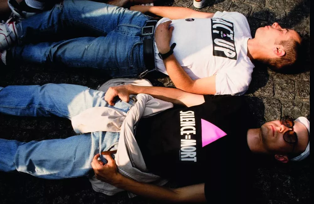 Gay Pride / Rue de Rivoli / Paris 1989 © Photo Olivier Degorce / Livre "Radio FG" Editions La Table Ronde / Gallimard