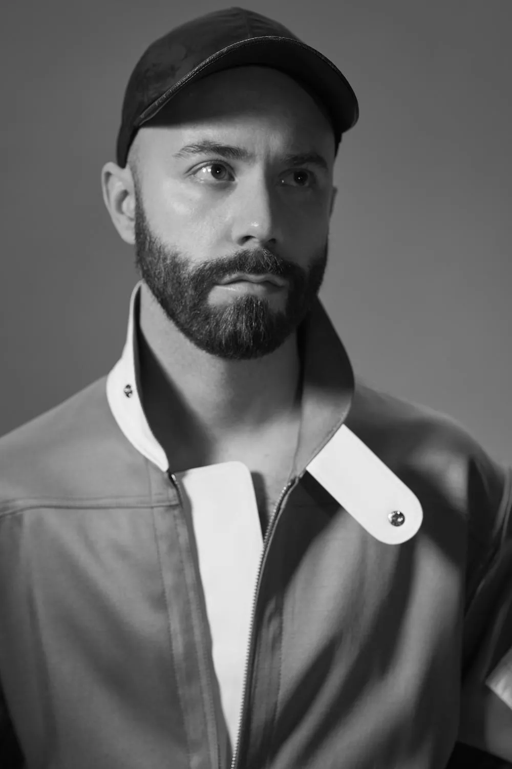 Illustration pour WOODKID 2020 &#8211; Photo 2 (Collier Schorr)