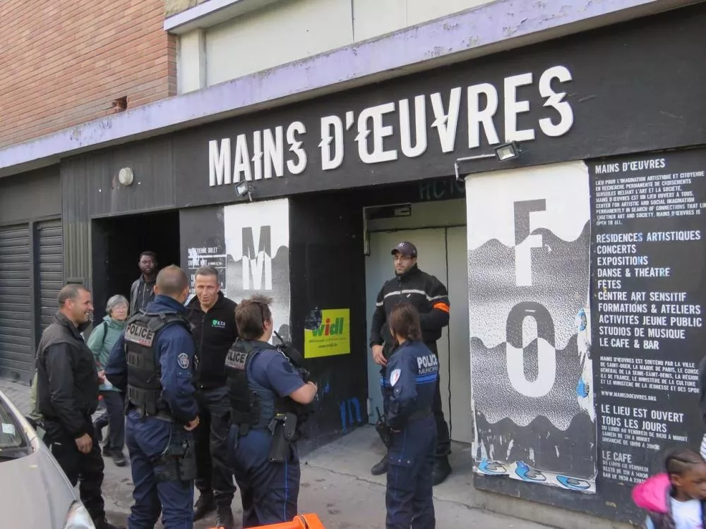 Illustration pour C&rsquo;est officiel, le centre culturel Mains d&rsquo;Œuvres va rouvrir