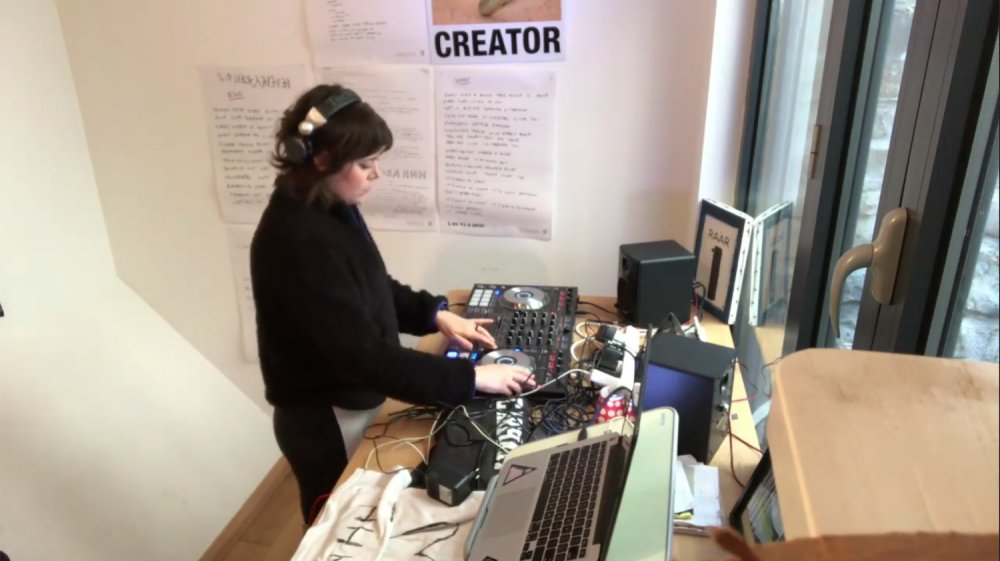 Illustration pour Louisahhh