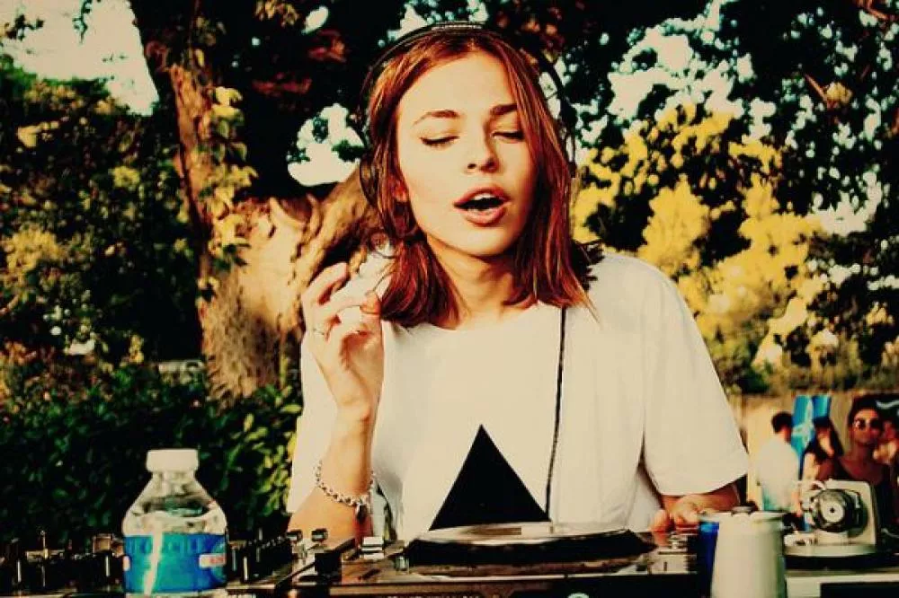 Illustration pour Nina Kraviz&nbsp;: le bain moussant de la discorde