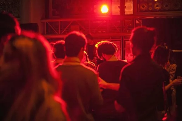 Illustration pour En direct de l&rsquo;Arabic Sound System à l&rsquo;Institut du Monde arabe