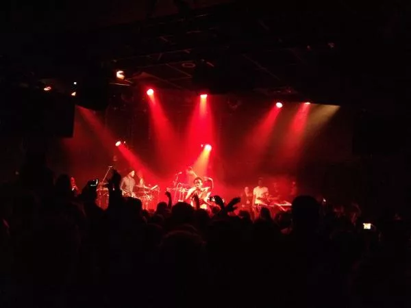 Illustration pour En direct de Childish Gambino au Trabendo