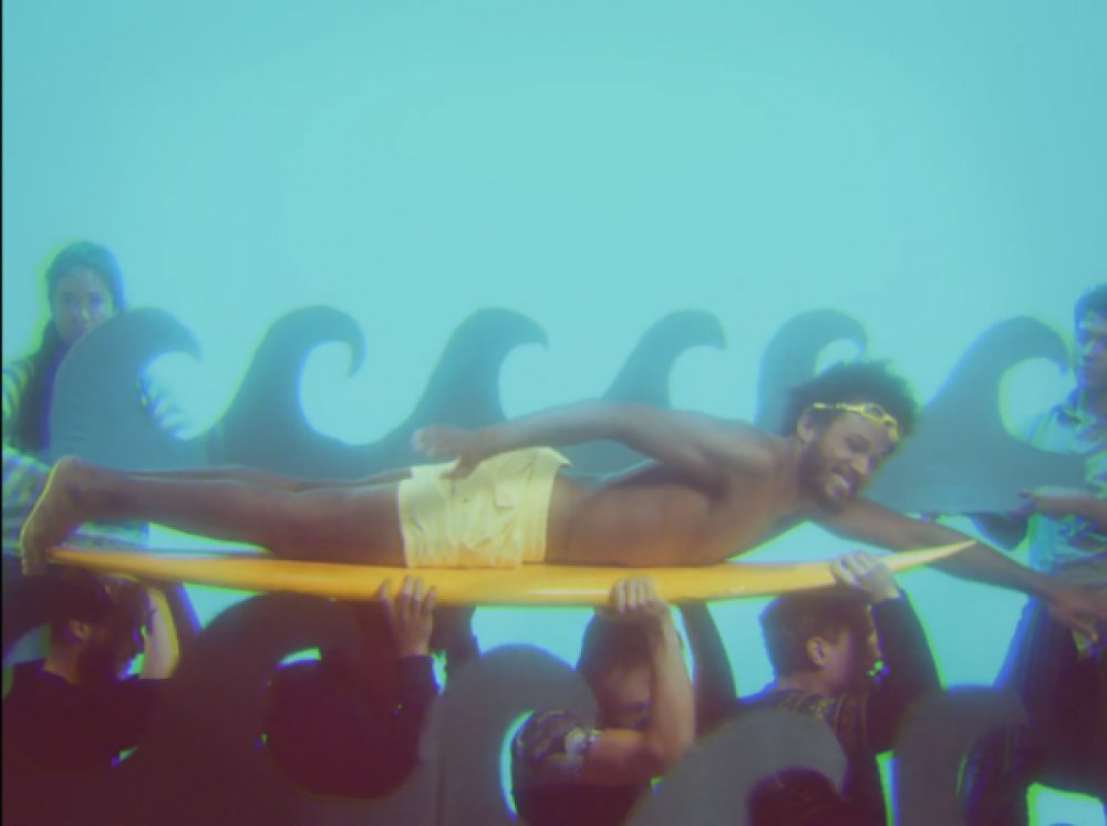 Illustration pour « Aløha », le nouveau clip de Møme