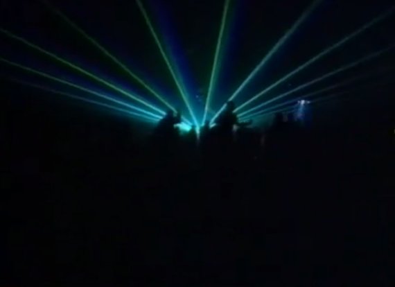 Illustration pour L&rsquo;archive du jour&nbsp;: deux documentaires sur les raves en Australie dans les années 90