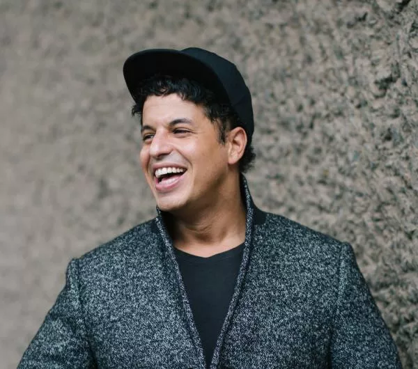 Illustration pour Exclu&nbsp;: Richy Ahmed est de retour avec « So Good »