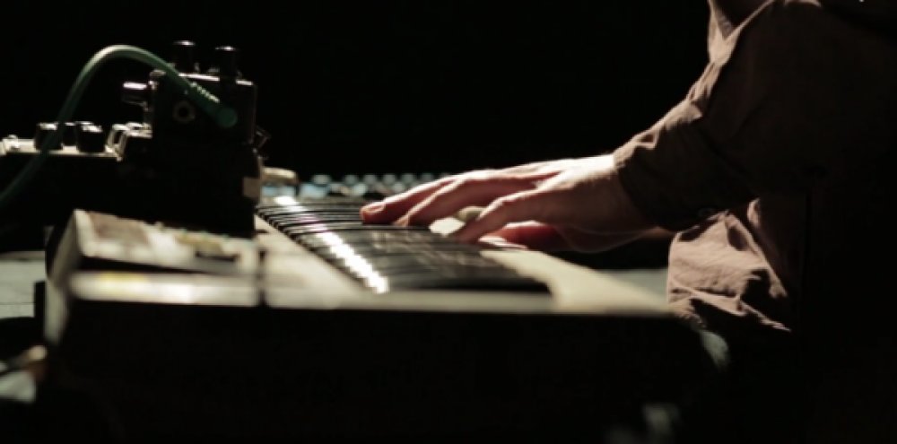 Illustration pour Exclu&nbsp;: Baron Retif &#038; Concepcion Perez en session Findspire