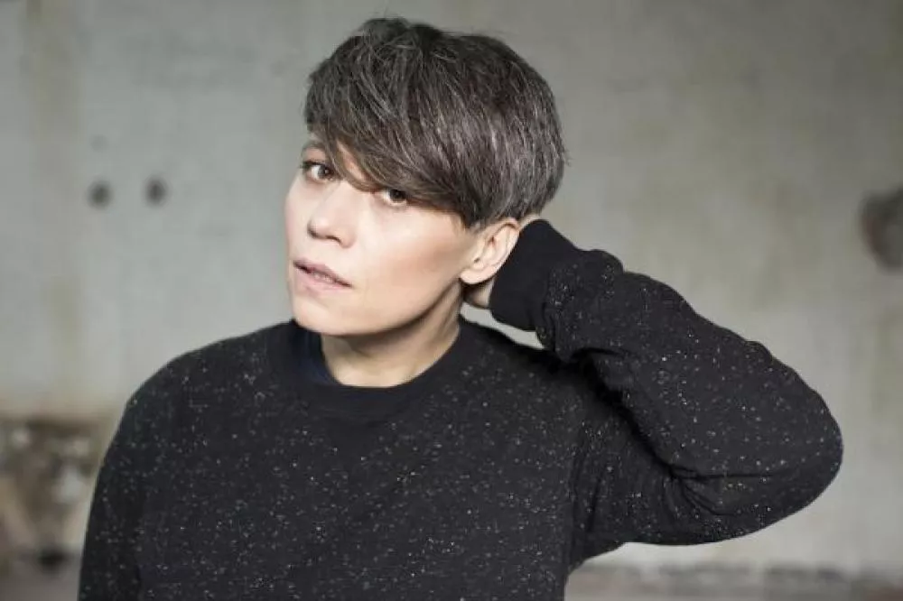 Illustration pour Dégustation à l&rsquo;aveugle&nbsp;: Jennifer Cardini passe l&rsquo;épreuve du blindtest