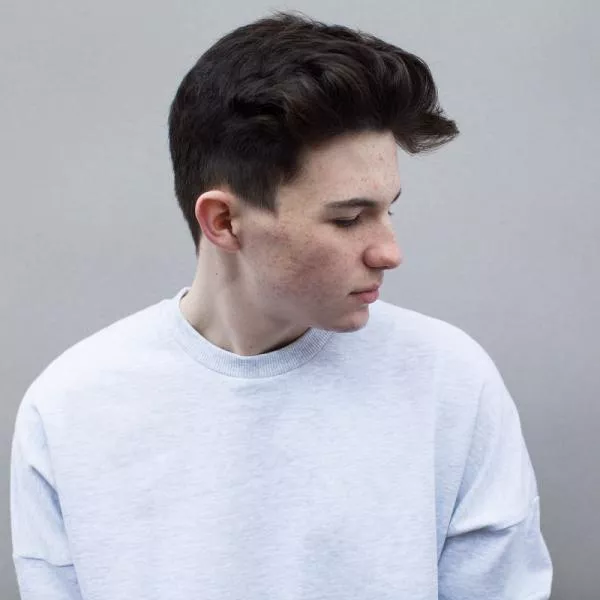 Illustration pour Dégustation à l&rsquo;aveugle&nbsp;: Petit Biscuit passe l&rsquo;épreuve du blindtest