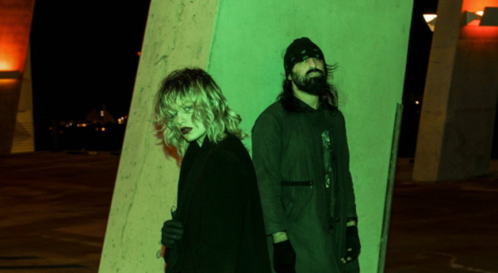 Illustration pour En écoute&nbsp;: « Char », nouvel extrait du prochain album de Crystal Castles