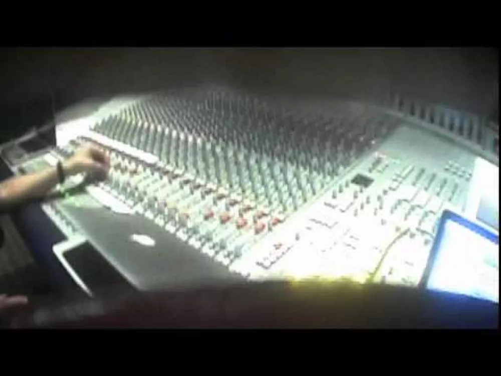 Illustration pour Clip&nbsp;: Brodinski – « Gimme Back The Night »