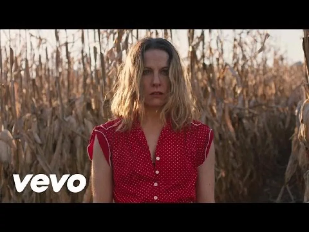 Illustration pour Clip&nbsp;: Son Lux &#8211; « Undone »