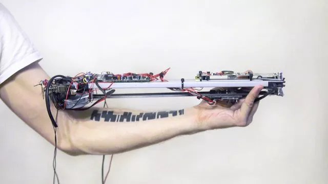 Illustration pour Un tatouage comme instrument de musique