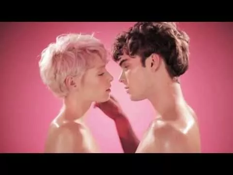 Illustration pour Clip: Disclosure &#8211; « You &#038; Me » (Flume remix)