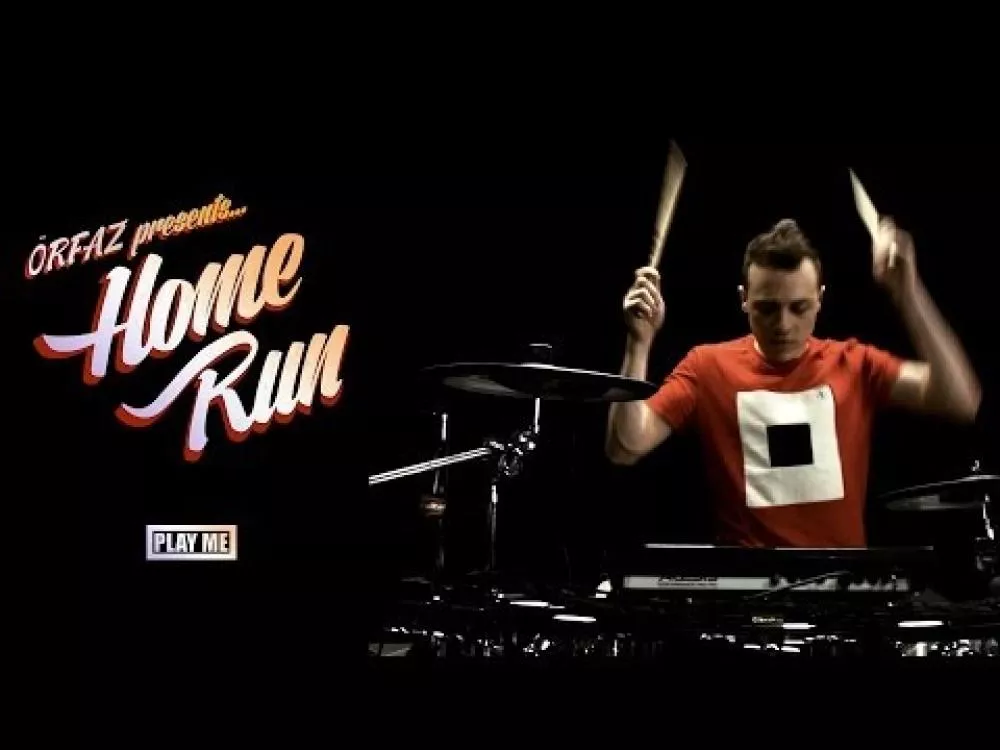 Illustration pour Clip exclusif&nbsp;: Örfaz &#8211; « Home Run »