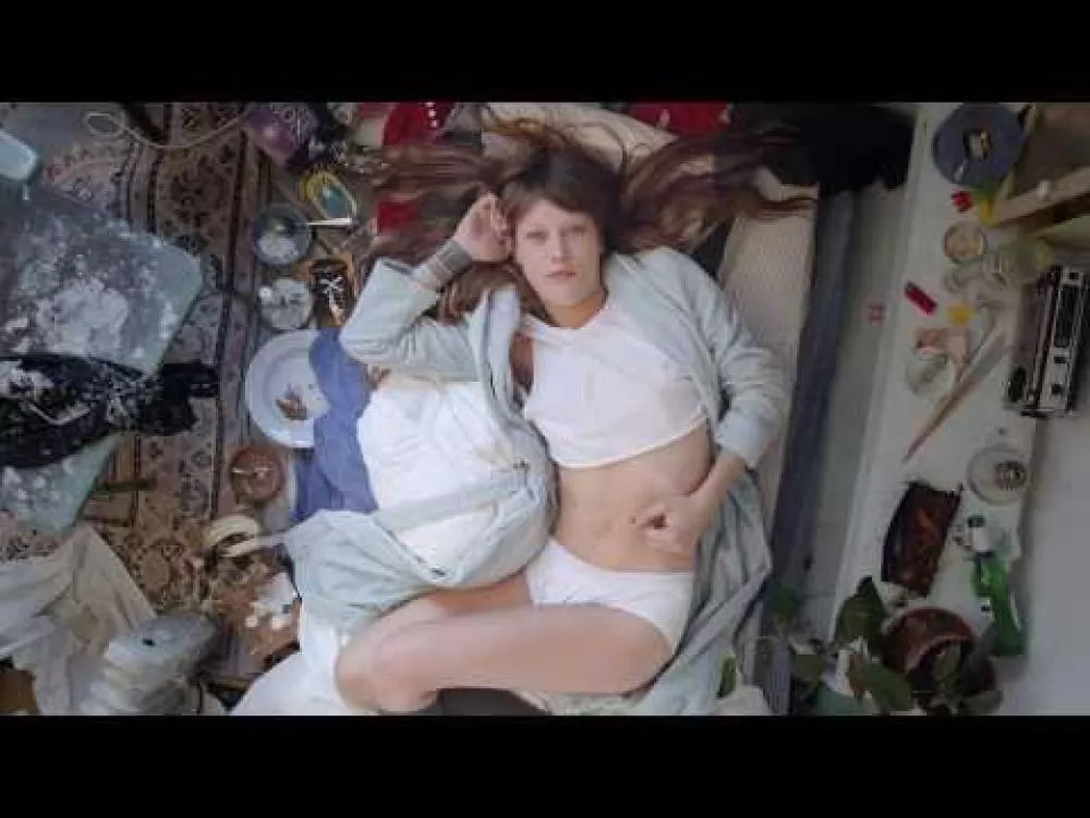 Illustration pour Clip&nbsp;: Elliphant &#8211; « Could It Be »