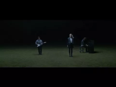 Illustration pour Clip&nbsp;: London Grammar &#8211; « Nightcall »