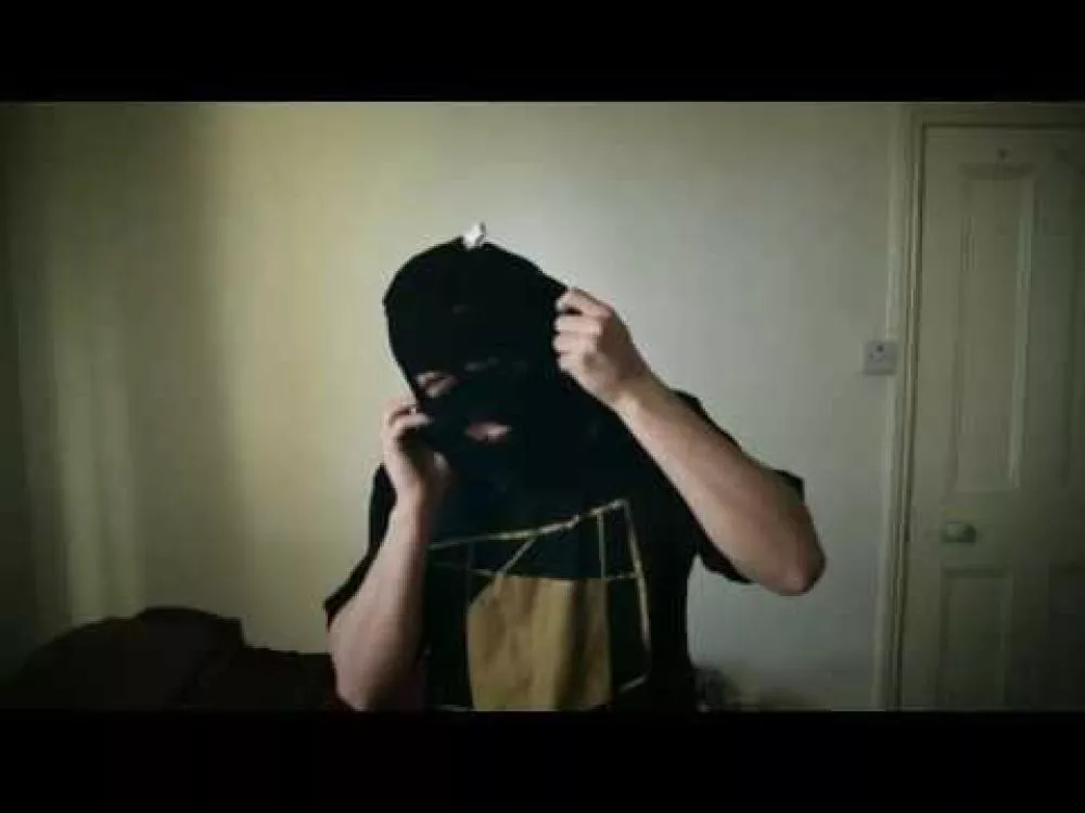 Illustration pour Clip&nbsp;: Breton &#8211; « Got Well Soon »