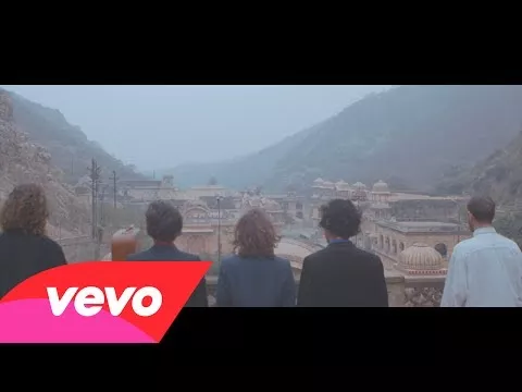 Illustration pour Clip&nbsp;: Natas Loves You &#8211; « Skip Stones »