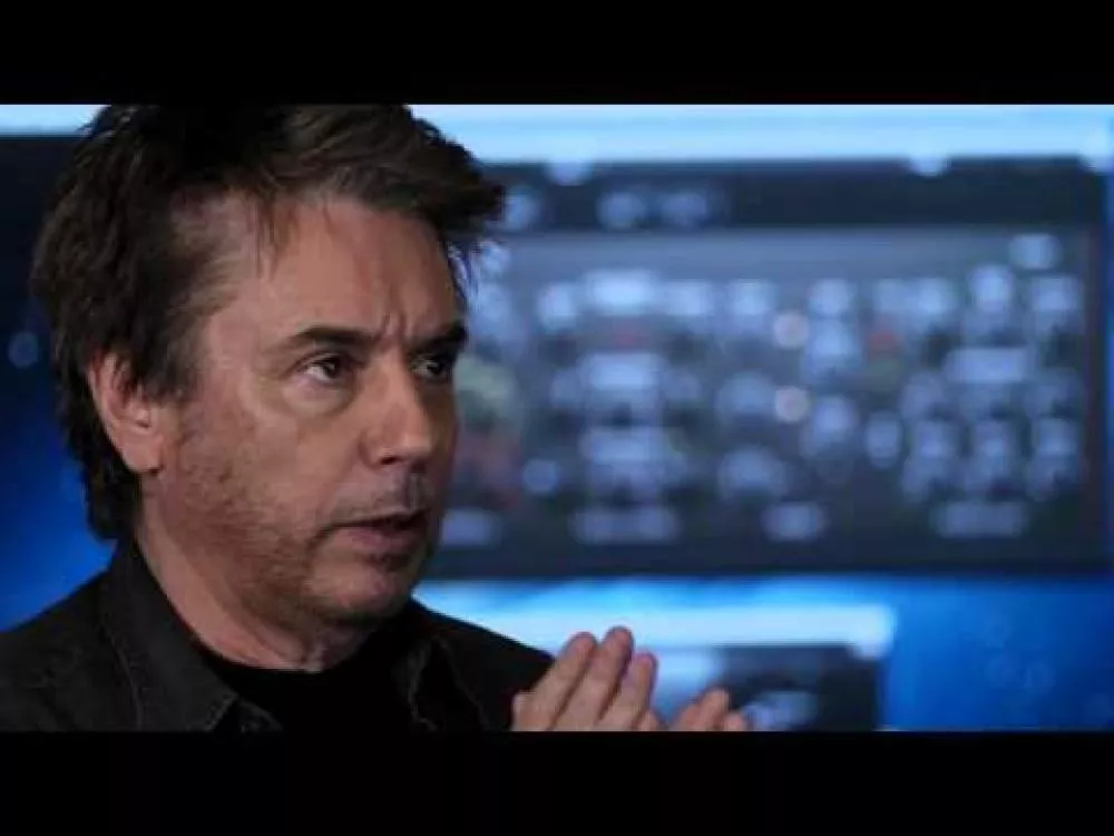 Illustration pour Vidéo&nbsp;: Jean-Michel Jarre raconte l&rsquo;évolution des synthétiseurs et sélectionne ses préférés