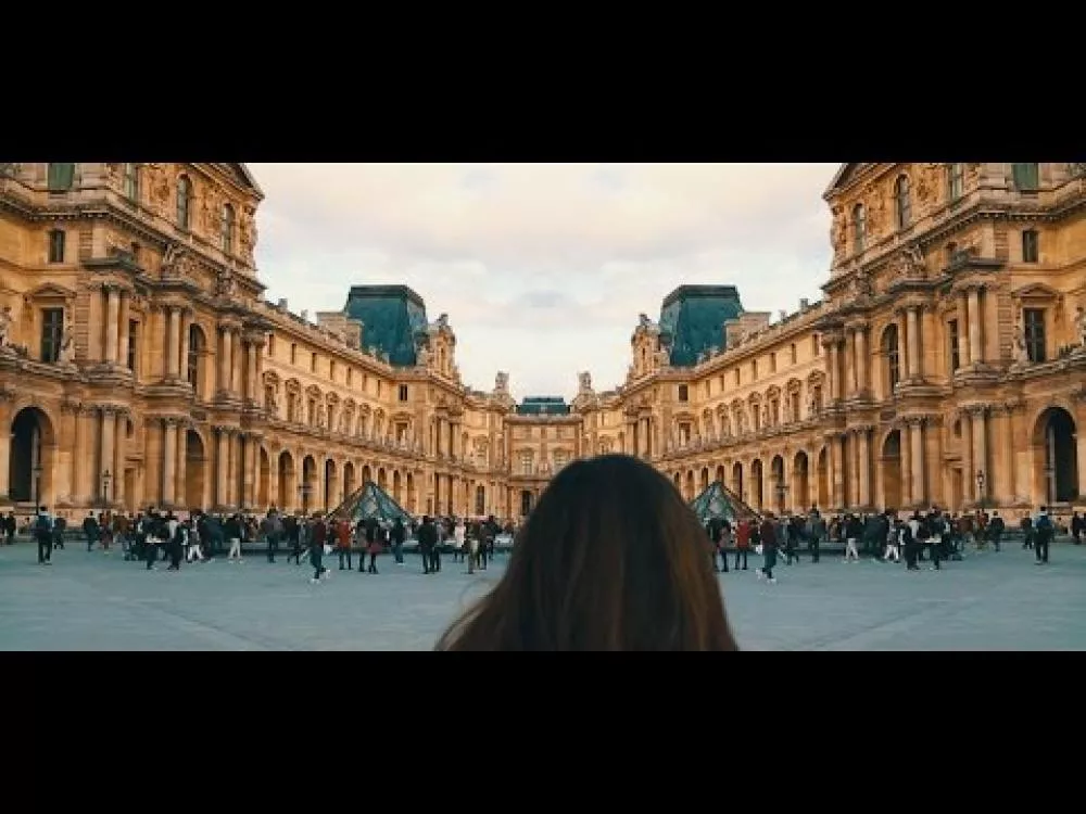 Illustration pour Exclu&nbsp;: la house à l&rsquo;ancienne de Cheaper Shepherd illustrée par un clip cosmopolite