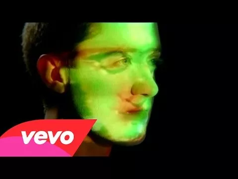 Illustration pour Clip&nbsp;: Villagers &#8211; « Occupy Your Mind »