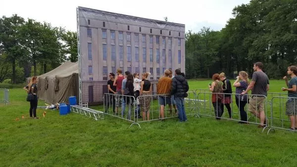 Illustration pour Un mini-Berghain reconstitué au festival Beyond
